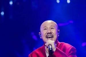 “草原歌手”腾格尔：喝酒败尽家产，妻离女逝，今后悔吗？