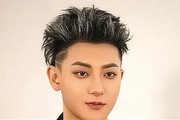 从娱乐圈跨界卫生巾界！黄子韬三承诺圈粉，徐艺洋成“试爱官”