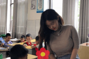 “难怪小学女老师，十个有九个单身”,一段聊天记录，揭露了真相