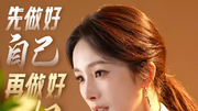 央视镜头下的杨幂，鱼尾纹抢镜脸油到反光，一个坐姿惹出争议