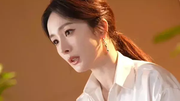 杨幂曝小糯米爱画画，支持女儿追梦，曾用女儿画作辟谣离婚太唏嘘