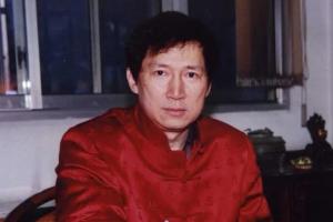 “第一软饭男”李春平：伺候美国太婆13年，继承268亿，现状令人唏嘘