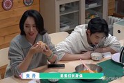 朱丹节目中分鸡腿惹争议！鸡腿给弟弟吃不给妹妹，网友：重男轻女