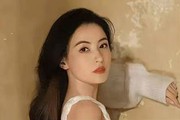 追求“幼态美”的女星接连翻车！张柏芝不敌网红，金智媛脸肿了！