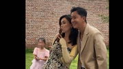韩庚夫妇参加好友婚礼，卢靖姗挺二胎孕肚幸福感十足！