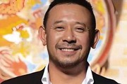 姜文大儿子现身成都！气质硬汉，跟爸爸长得一模一样，大名首曝光