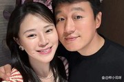 佟大为妻子带三孩看展，两个女儿身高均超170，皮肤随父相貌一般