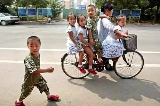 中国首例五胞胎：曾被选为奥运会“福娃”，如今怎样了？
