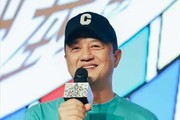 天下渣父无数，唯有谢霆锋令人敬佩，连李亚鹏也变成了模范父亲