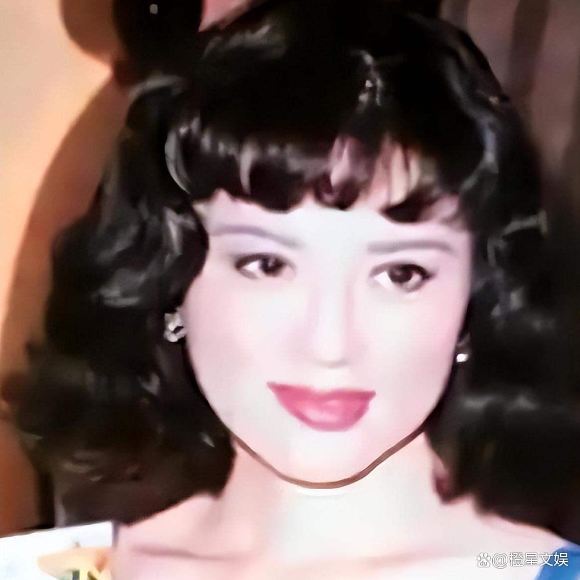 中国第一美妇有多美？坐牢离婚拍三级片，还因太美被克林顿接见！