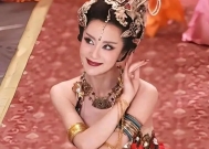 她曾是“第一古装美人”,却被狗咬毁容,整容多次仍翻不了身