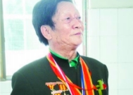 “傻子瓜子”年广久:最辉煌时,被下属暗算,晚年活得明白