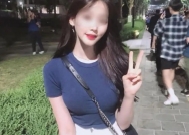 女孩面试内衣模特,被要求脱光衣服检查,面试官:她主动的