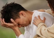 男子被野蛮妻子剪掉生殖器,被救后痛哭:我不算是男人了!