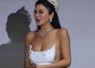 选美变“流量陷阱”?一袭礼服下滑瞬间,她彻底“火”了!