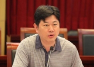 “色魔市长”晏拥军:女友300个,每天晚上裤裆没闲下来过