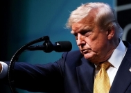 中国下发一纸禁令,同步封住30国后路,美日都被锁喉了