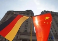 “滚回自己的国家!”乌克兰难民来华避难:“不工作就没钱”