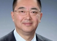 恒大二号人物三亿年薪美国梦碎,六百亿资产被锁,在美国流浪