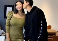 富婆与小鲜肉偷尝禁果多次失禁,女子称:他太精壮了