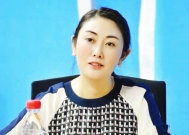 已婚美女局长如狼似虎!发裸身照送“小鲜肉”外甥,激情聊天