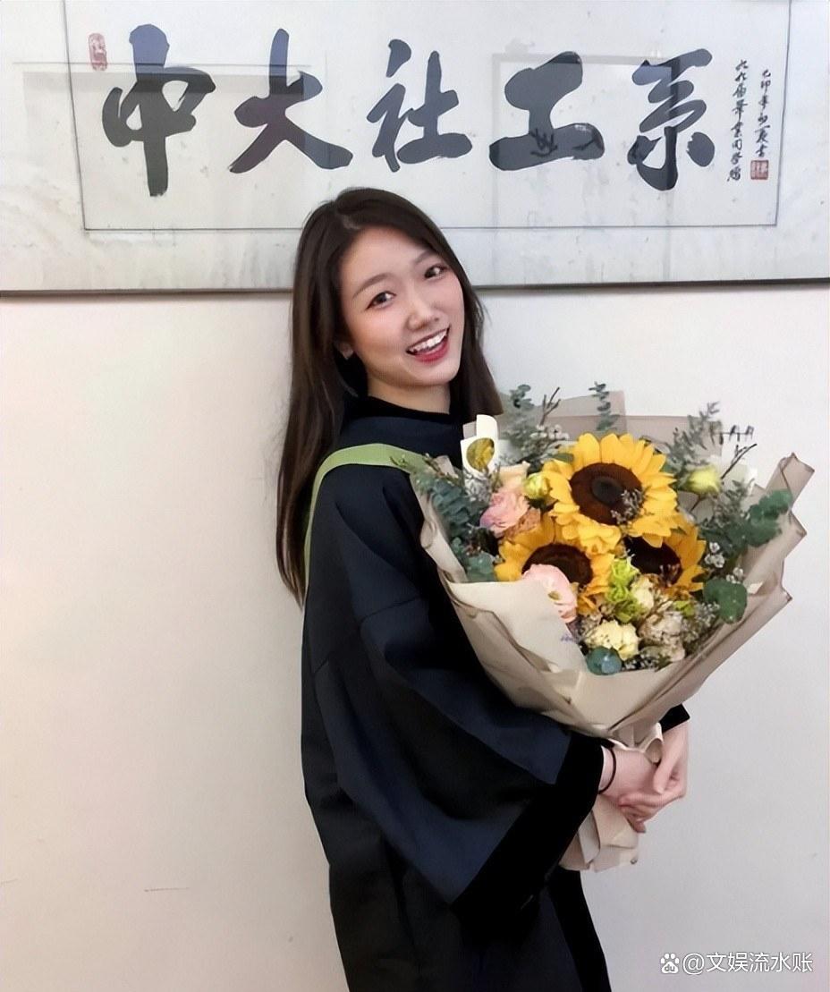 继手伸裤子风波后，前TVB主播曝料：谈女主角被要求当场脱裤